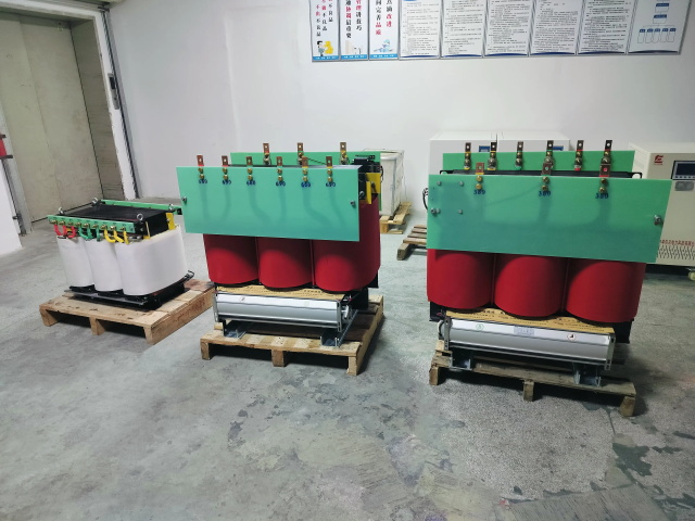 新昌KS11-1000KVA矿用变压器